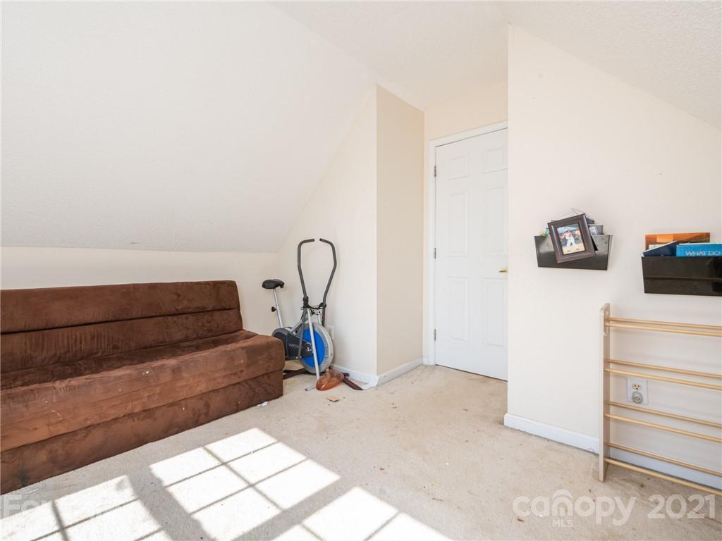 176 Sweet Martha Dr