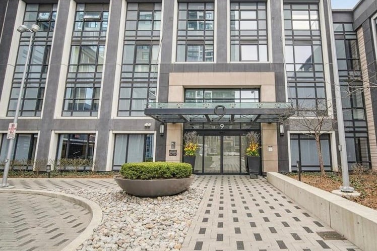 9 Mabelle Avenue, Toronto W08 Unit: 3425