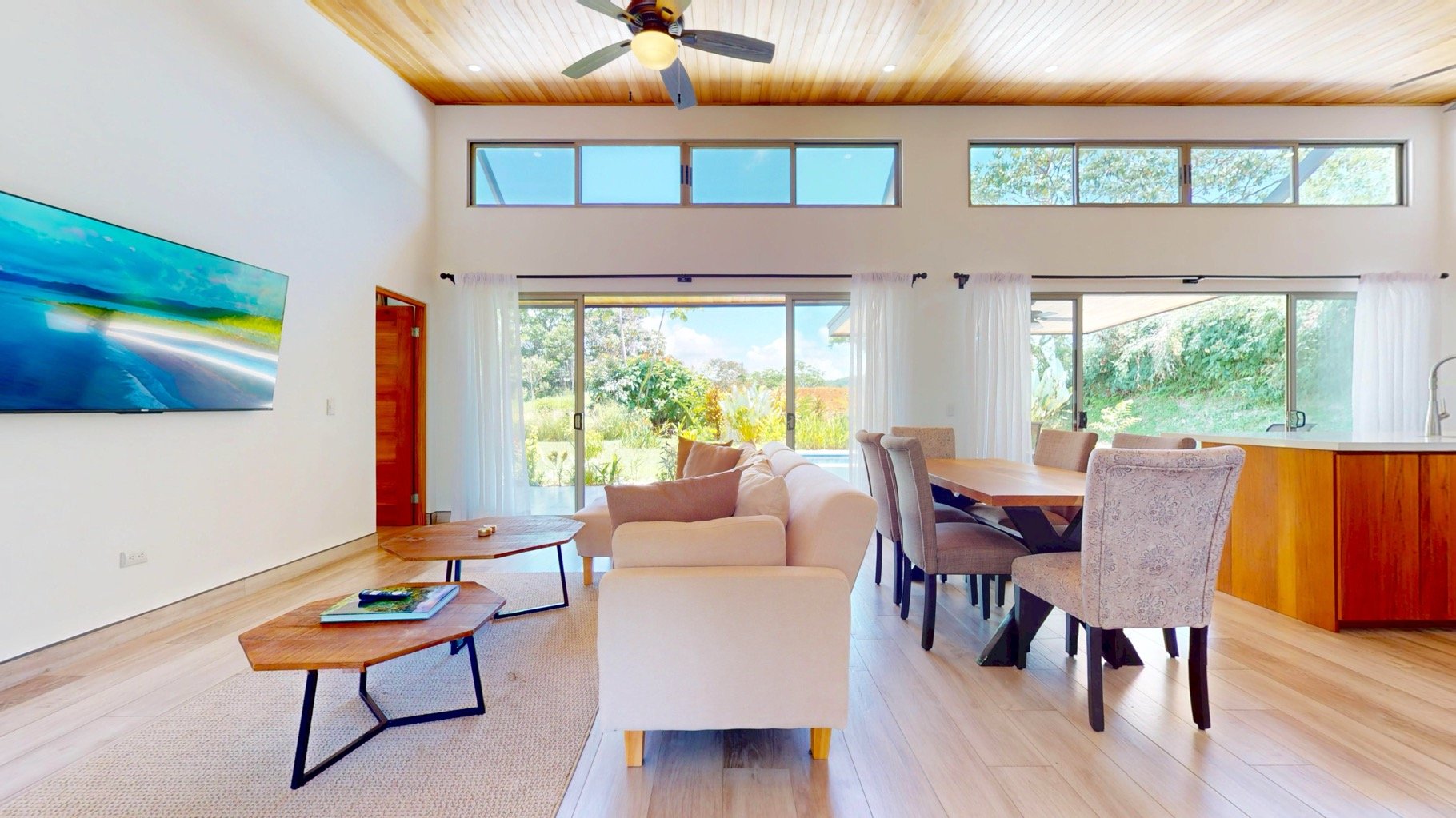 Modern 3-Bedroom Home with Pool in Gated Community, Ojochal, Costa Rica