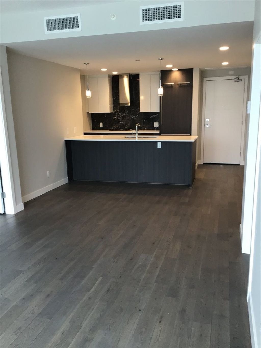 4963 Cambie St, #311