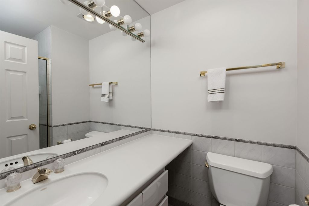 909 Burrard St, #2103