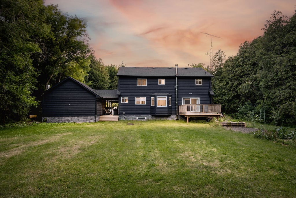 16245 7th Concession Road, King