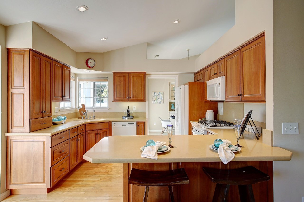 5957 Village Ter Dr