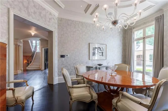 225 Paces Ferry Rd NW