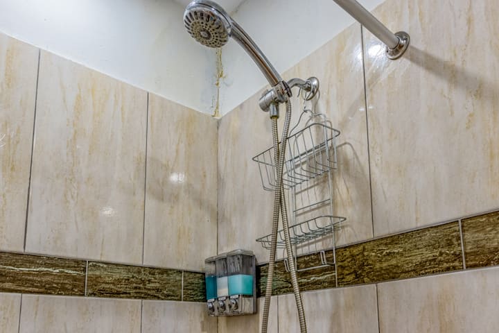 Beach House Apt 3 • Budget 1BR Kitchen • Beachside - Airbnb