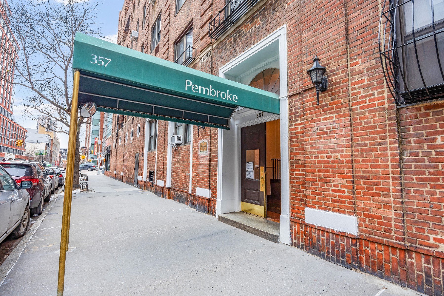 357 West 55th Street, #5L