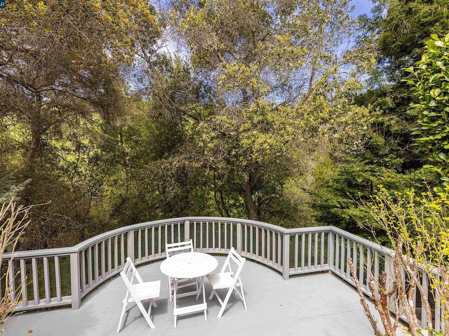 13 Merrill Dr