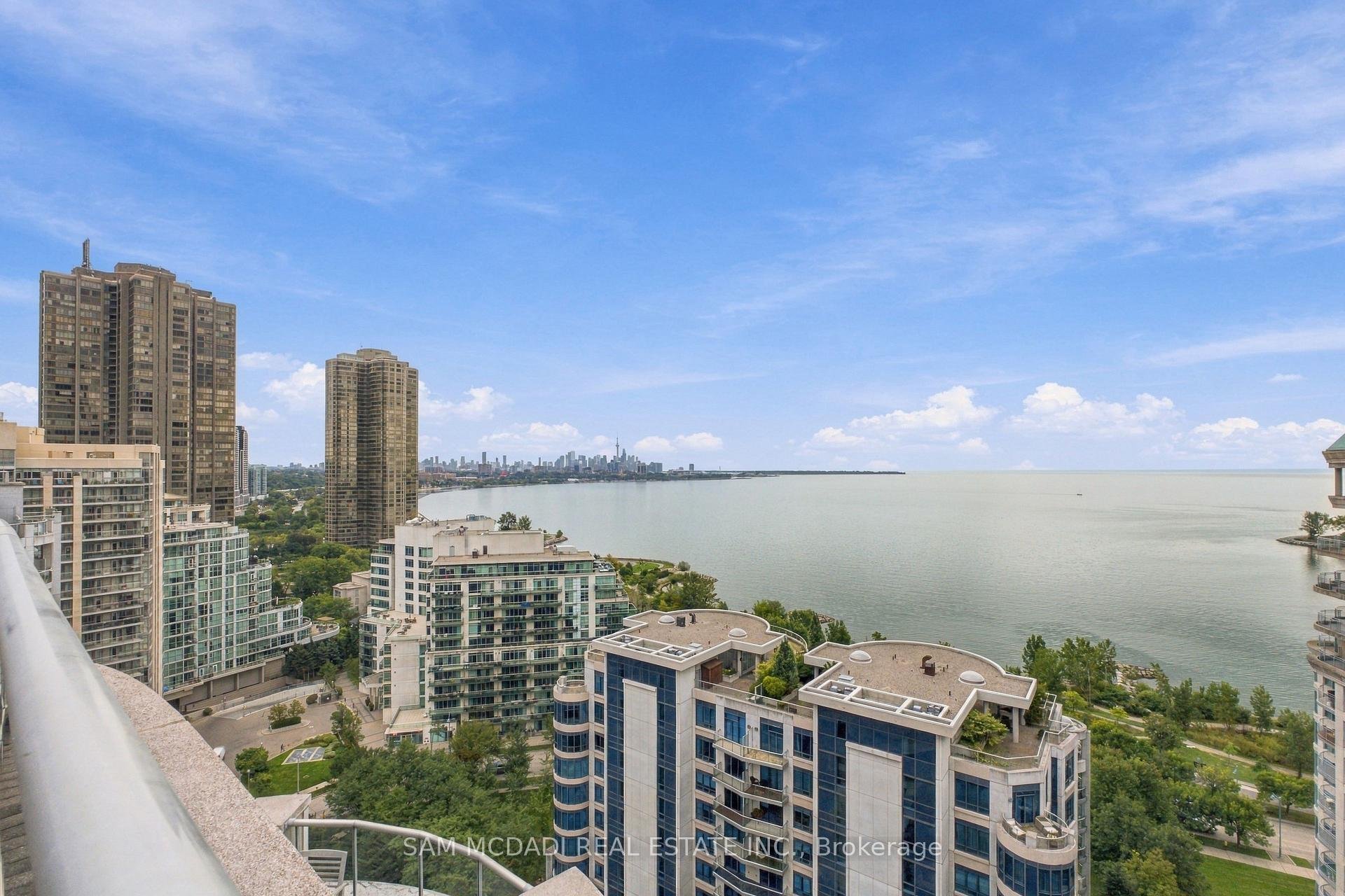2087 Lake Shore Boulevard W 103, Toronto Unit: 103
