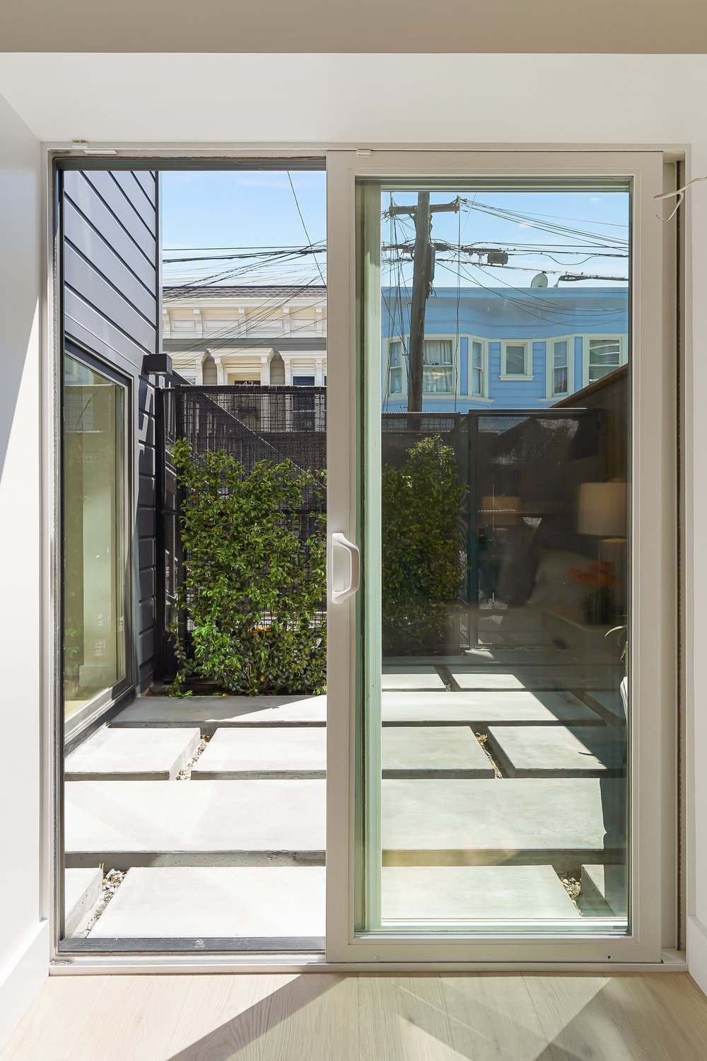 2853-2855A Folsom Street