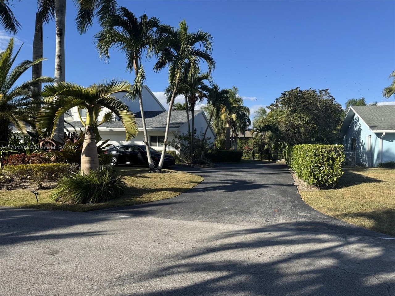 8221 SW 185th Ter