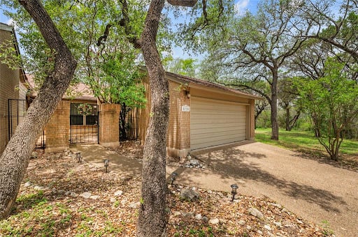 5720 N Scout Island Cir