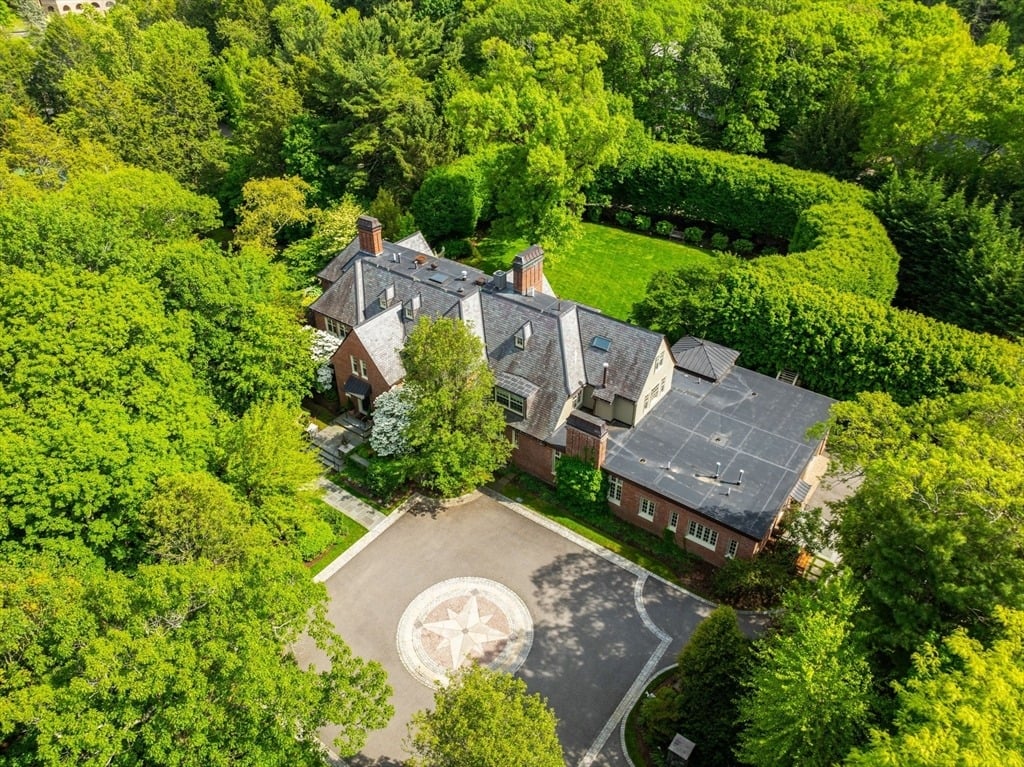 63 Goddard Ave, Brookline, MA 02445