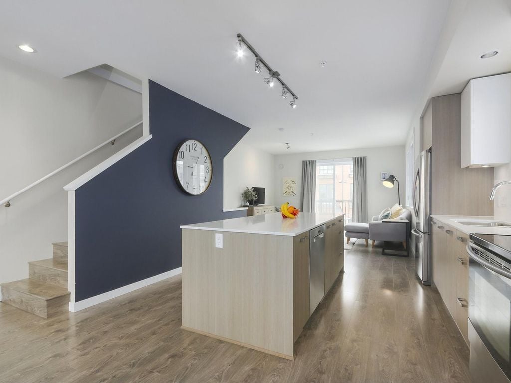 2423 Avon Pl, #5