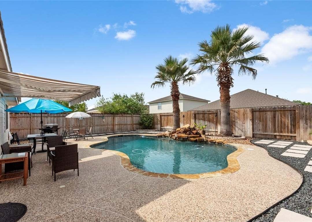8646 Sorrel Meadows Dr