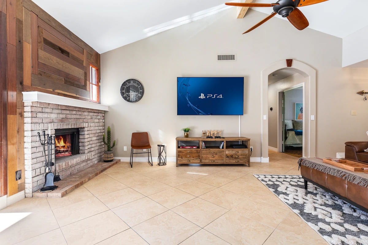 AZ Relocation? Heated Pool, Game & Exercise Room