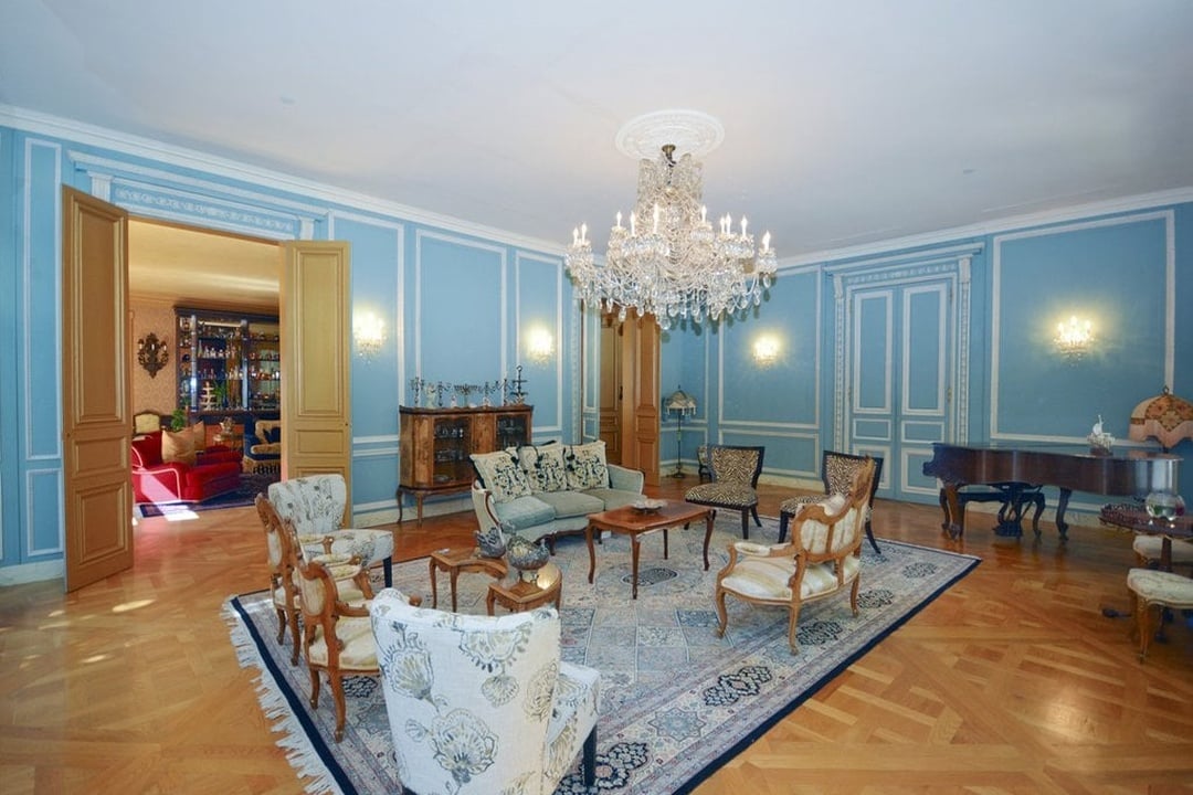 Grandeur Retreat