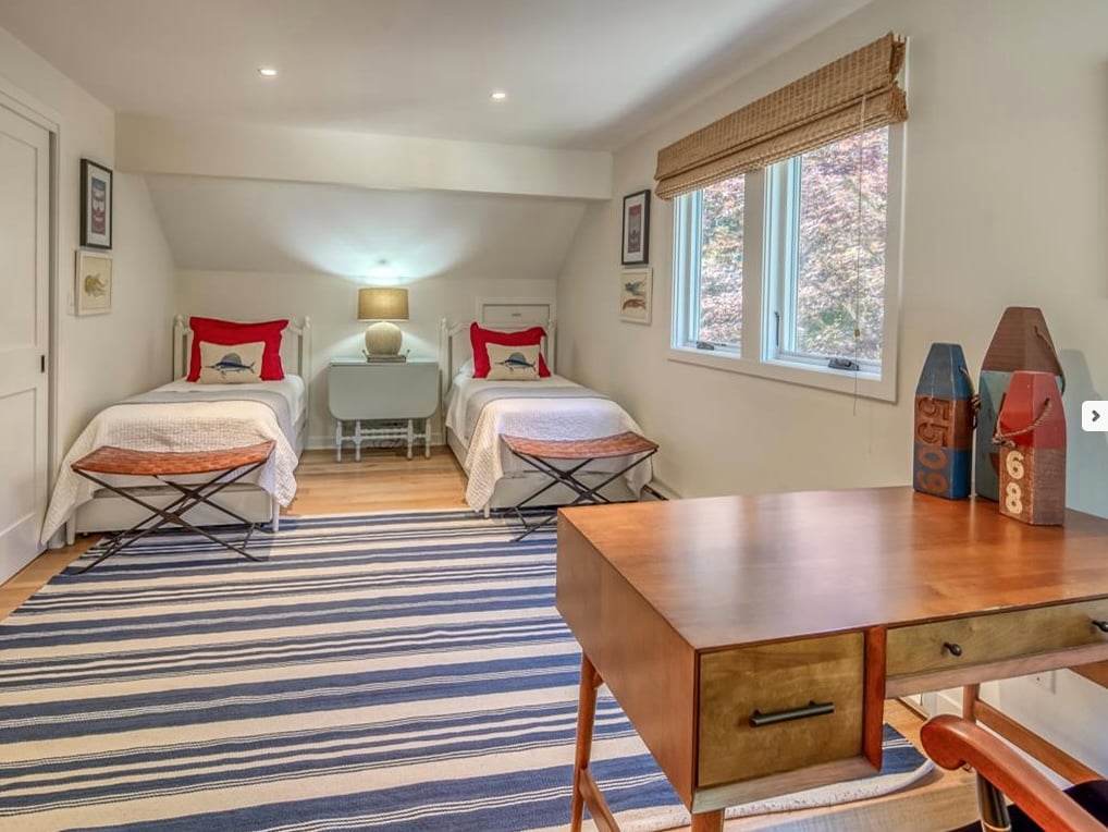 2 Plantingfield Wood Cir
