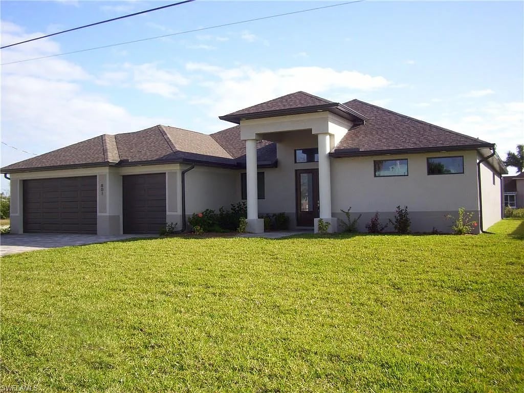 801 SW 8th Ct