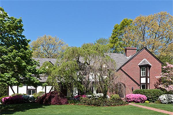 40 Solomon Pierce Rd
