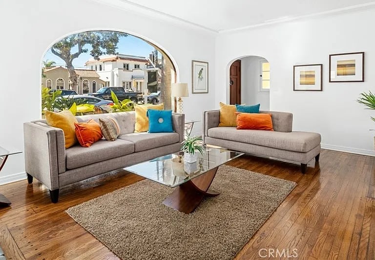 36 Glendora Ave