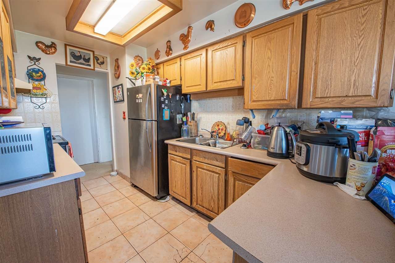 7280 Winchelsea Cres