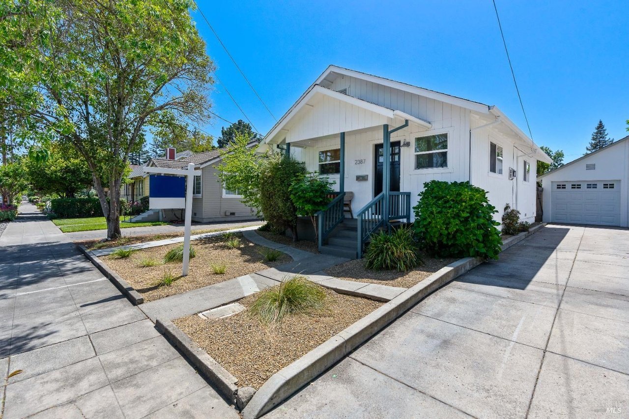 2387 Yajome St