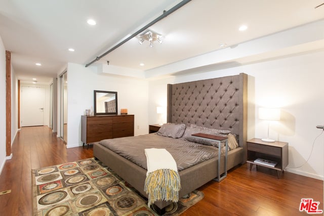 4115 Glencoe Ave #112