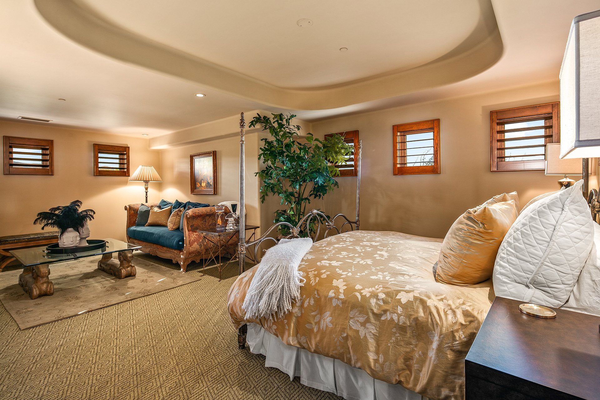 7311 E ARROYO HONDO Road