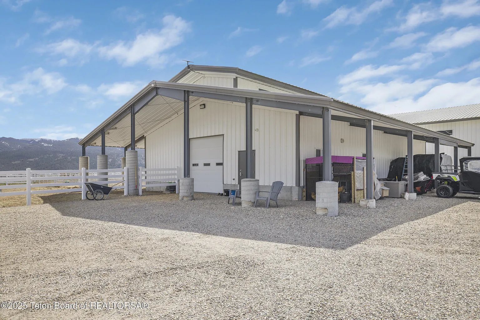 2399 Chapel Rd