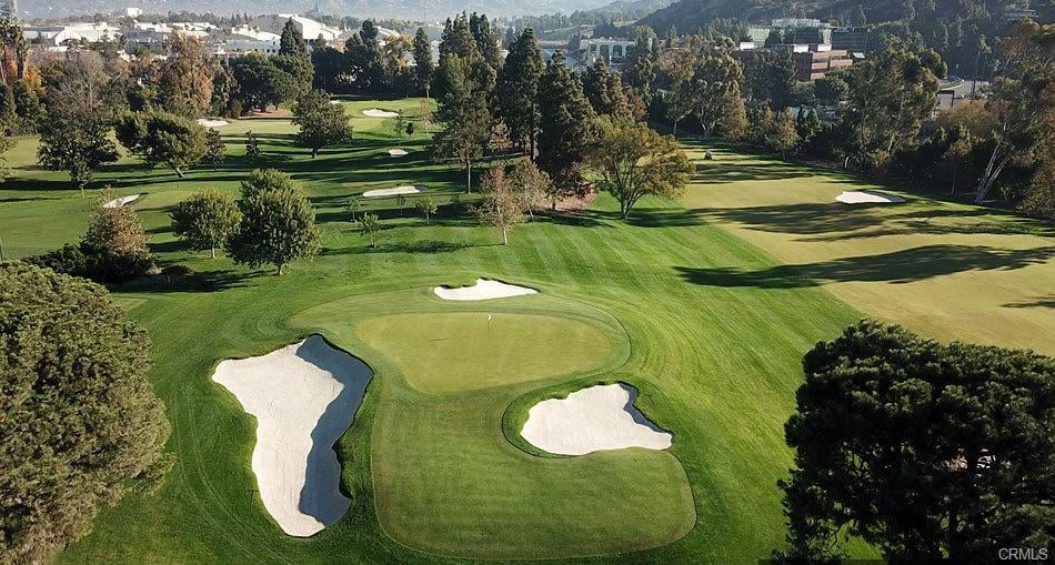 11100 Acama Street 16