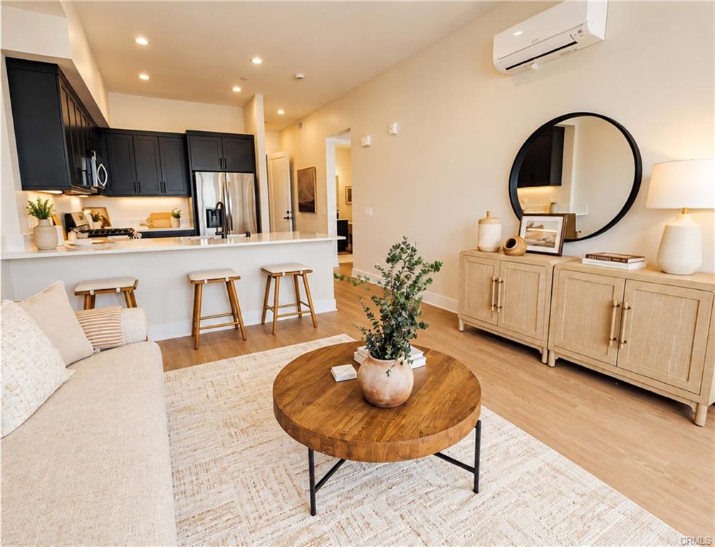 451 Grand Avenue W #315