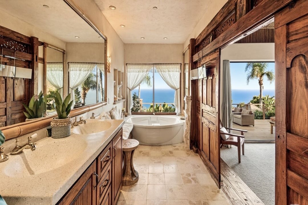 Little Rock Way, 90265