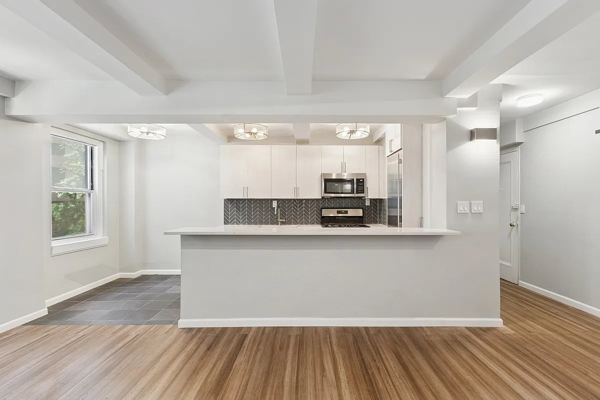 5-15 49th Avenue #5A