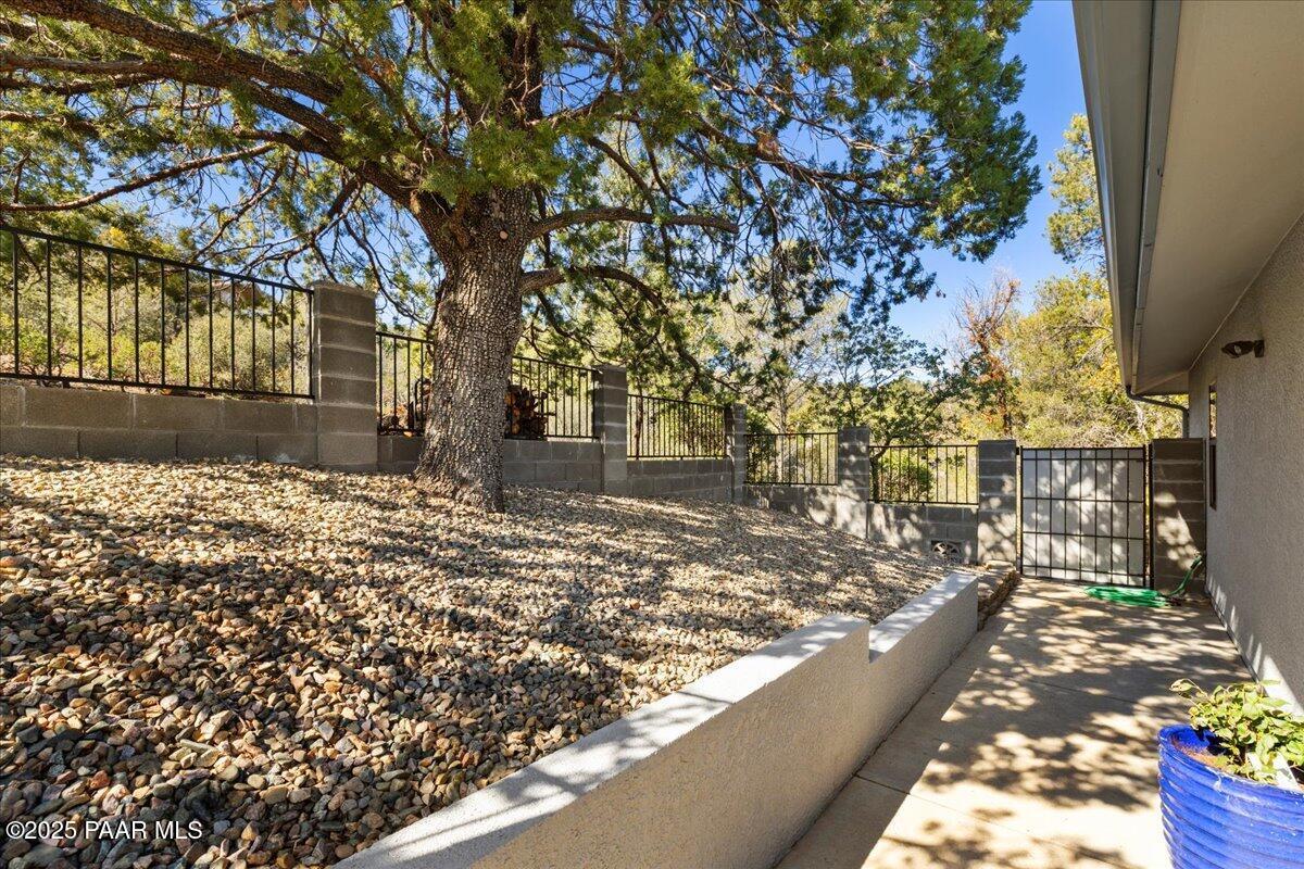 3238 Rainbow Ridge Dr