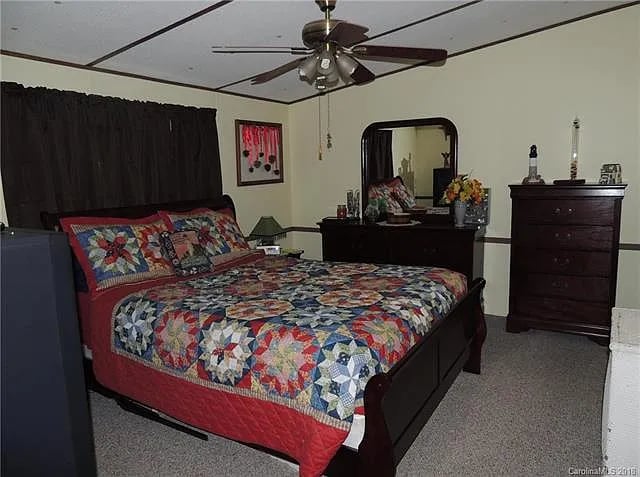 455 Franks Rd