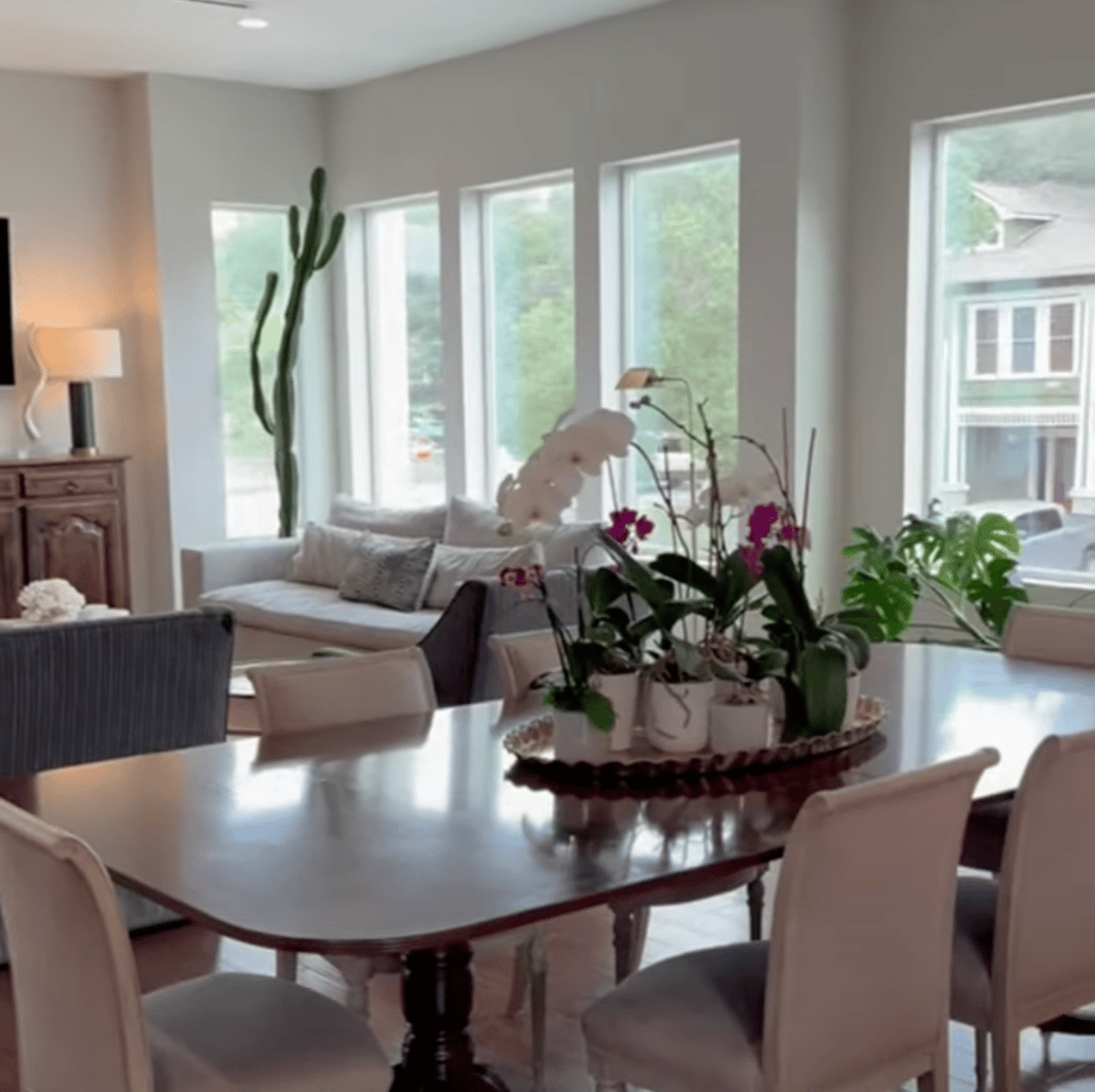 127 Marcia Place-Tour
