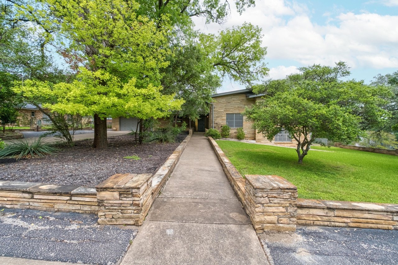 2805 Hatley Dr