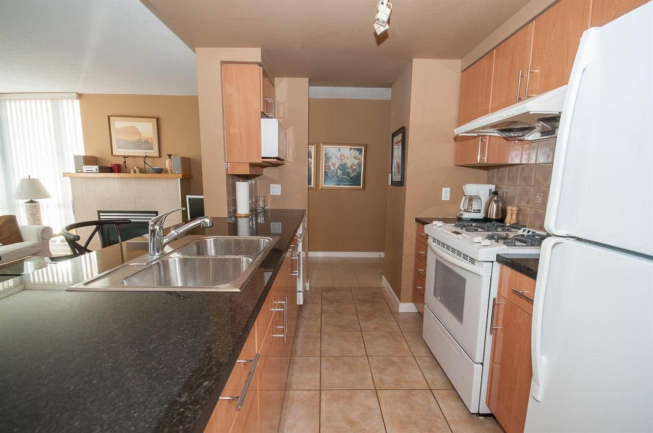 2201-1077 Marinaside Crescent, Vancouver