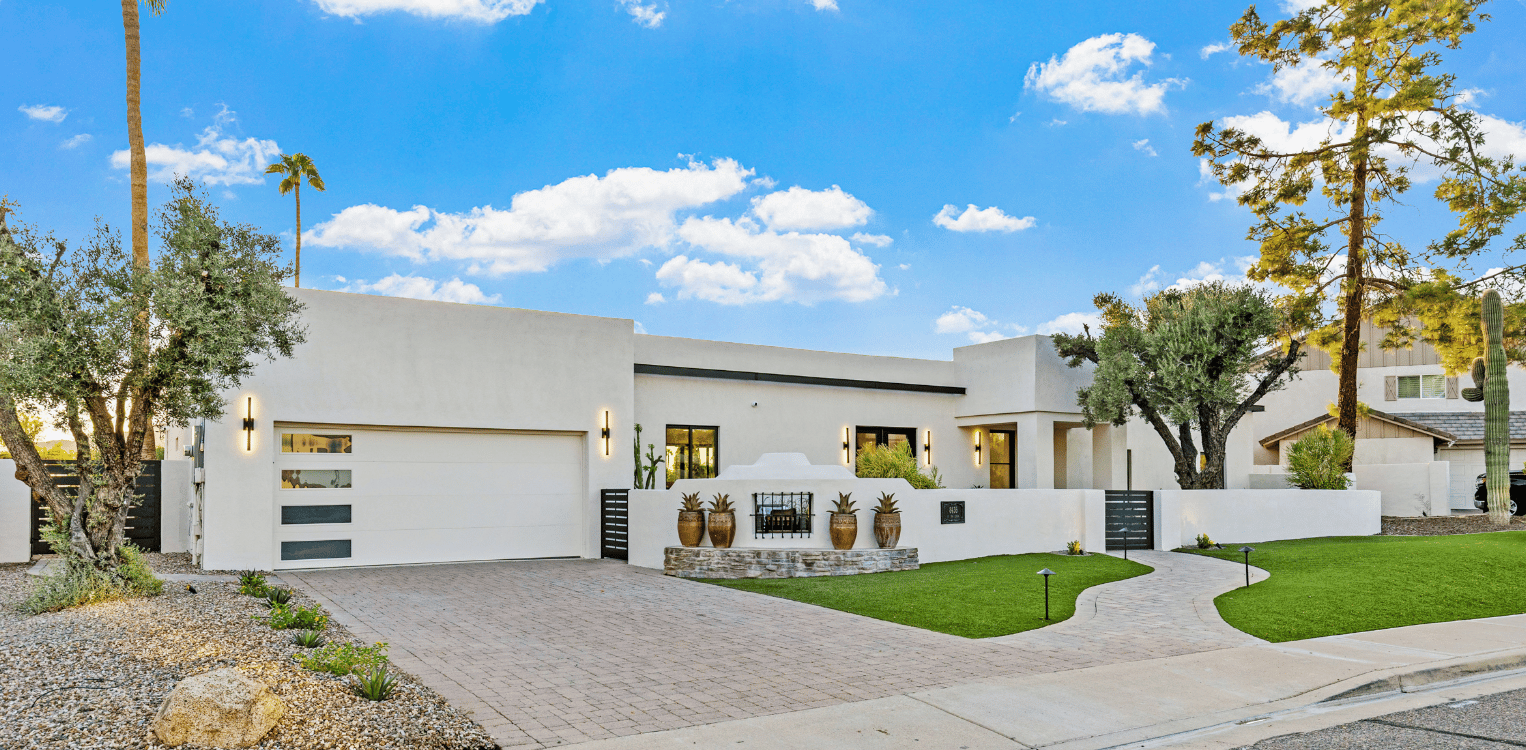 8436 N VIA LINDA