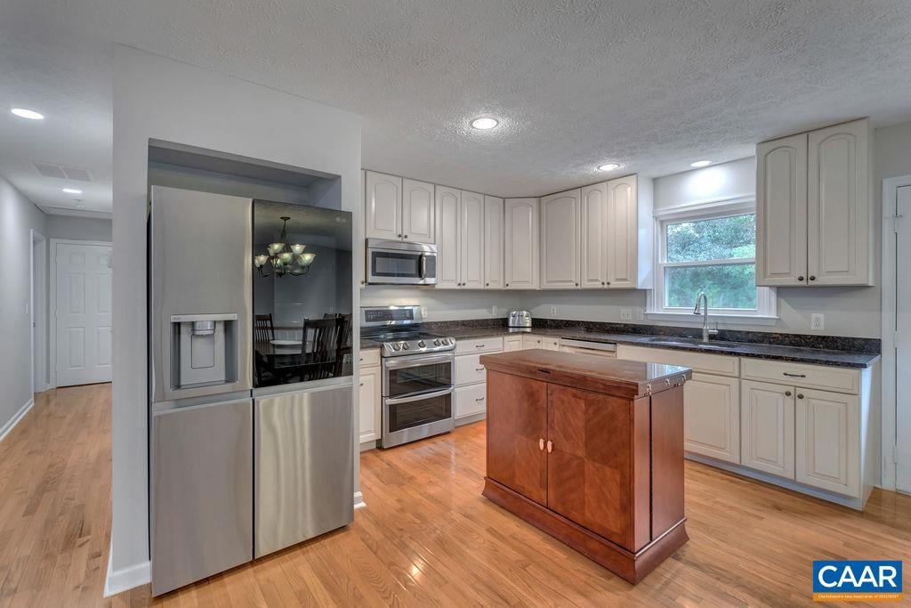 15 Paynes Ln