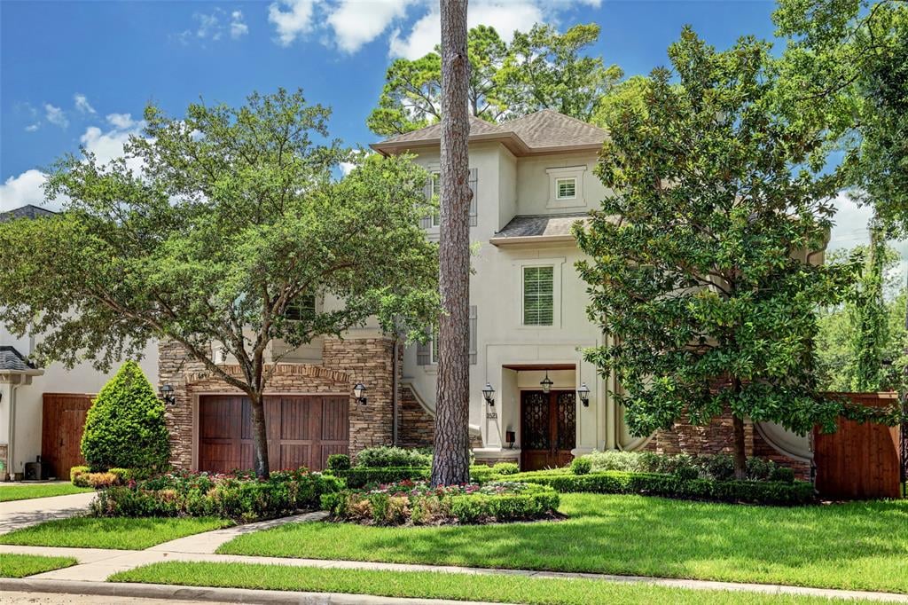 1521 Pine Chase Dr