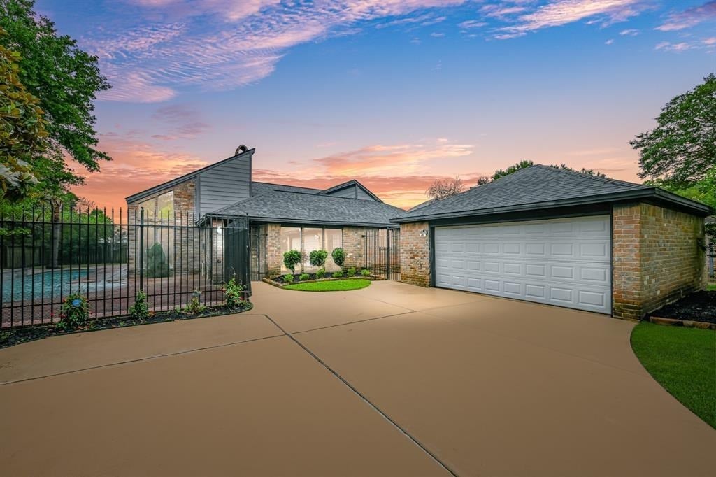 1611 Cherry Ridge Dr