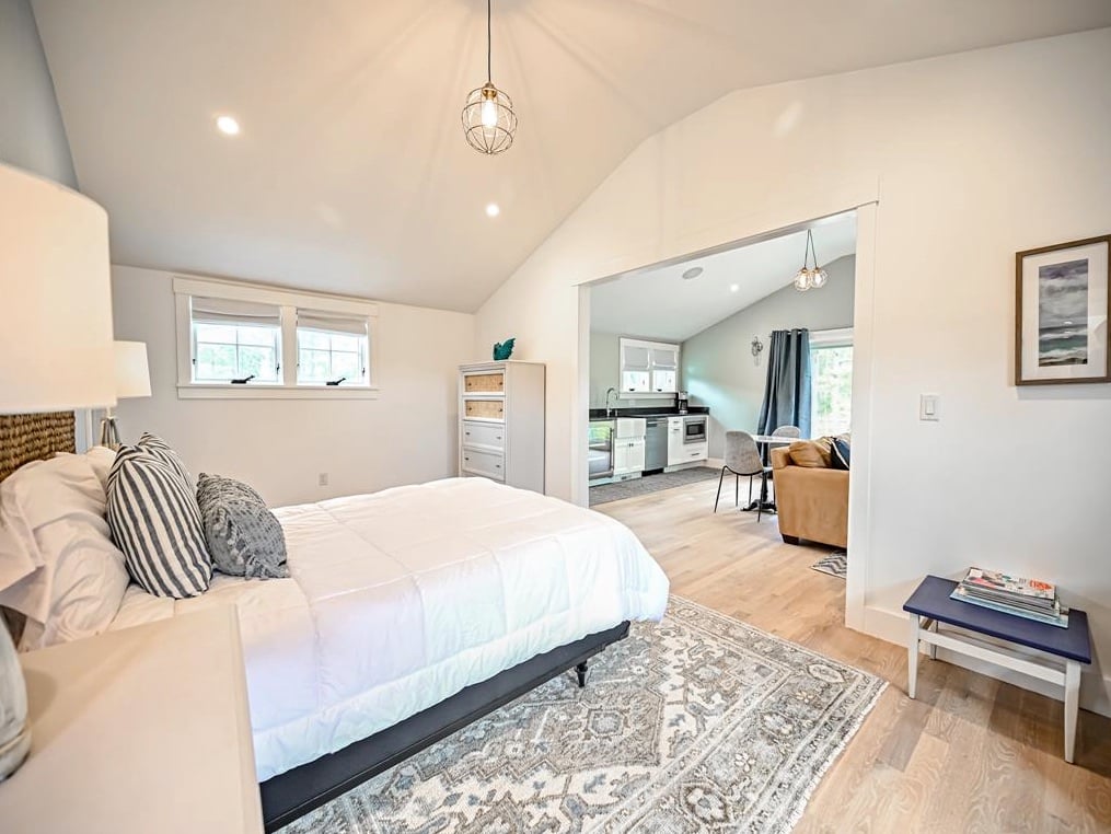 12 Paddock Rd