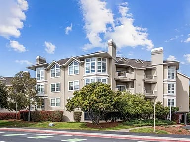 860 Meridian Bay Ln #231