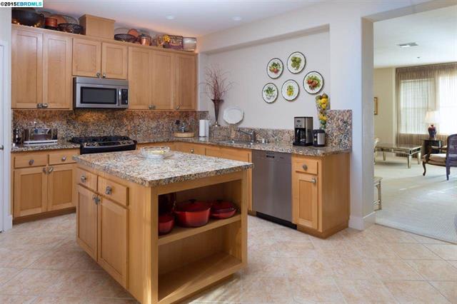 6053 Old Quarry Loop, Oakland, CA 94605