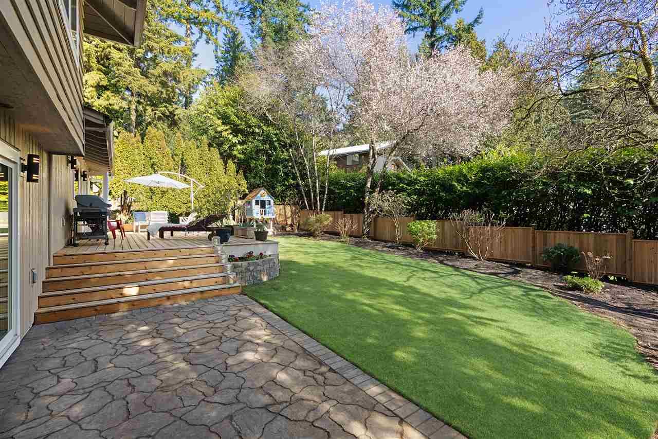 6922 Marine Drive, West Vancouver
