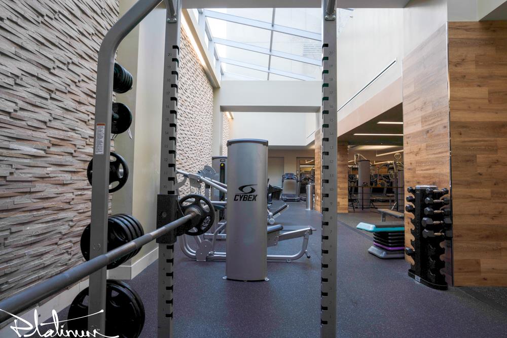 505 West 37th Street, Apt 901