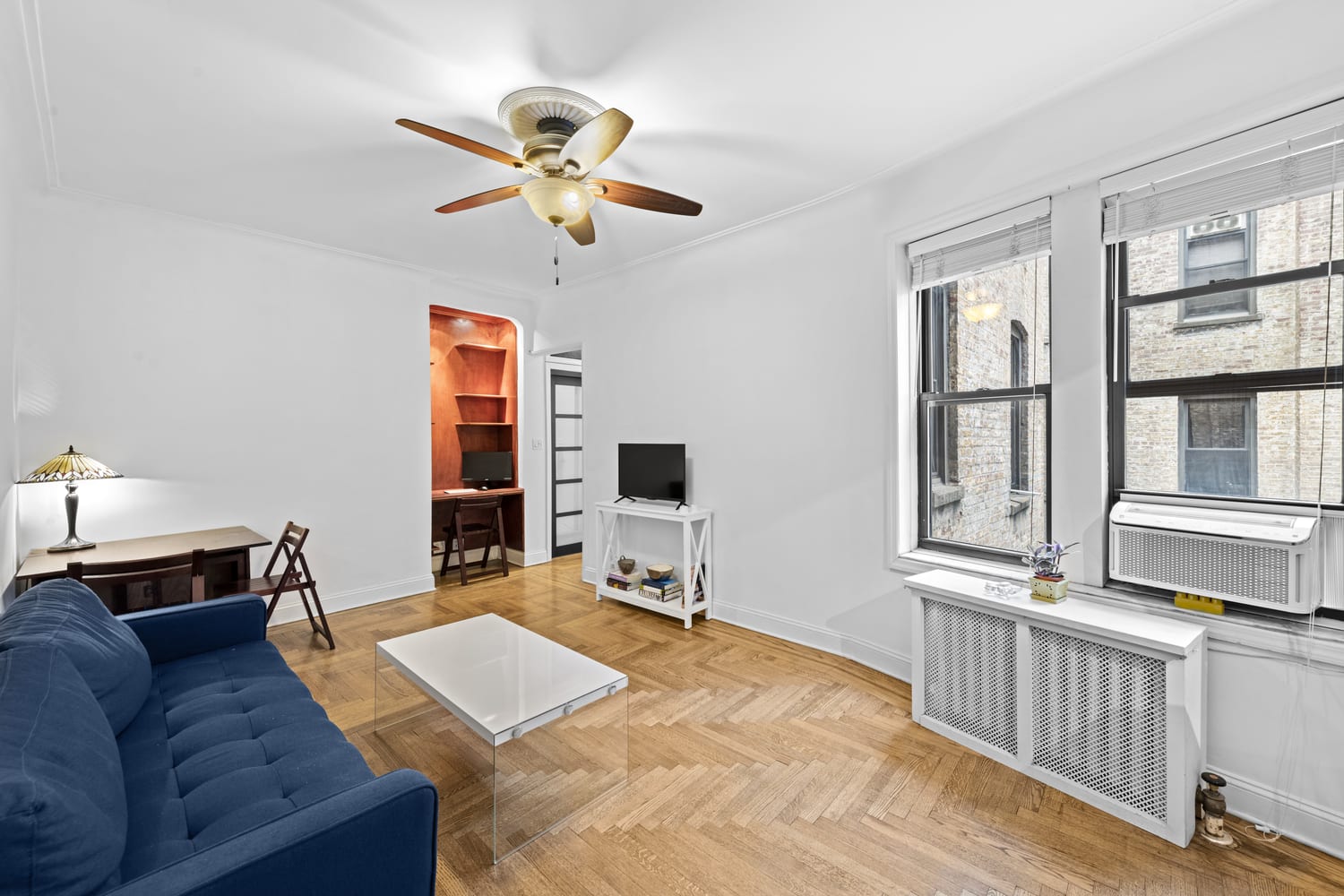 305 East 88th Street, Apt. 4G