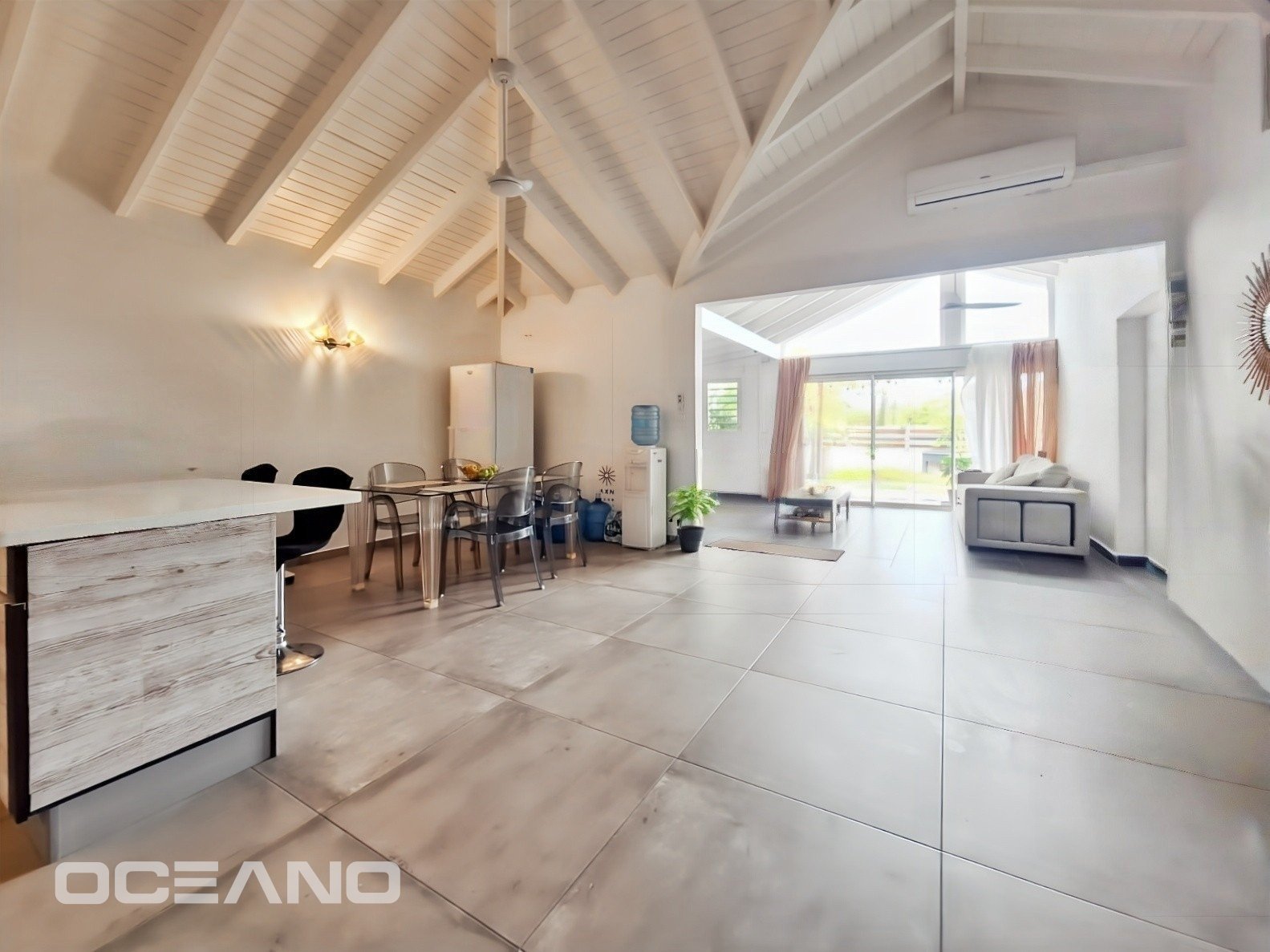 4-bedroom house with garden 