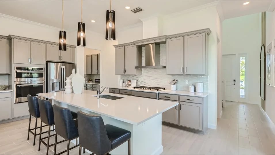 512 SE FASCINO CIR